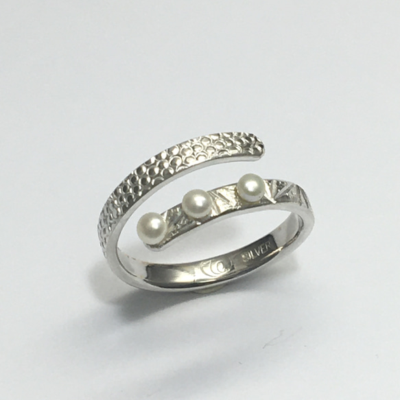 No.262 Cute ring with Nanako pattern pearls. 4枚目の画像