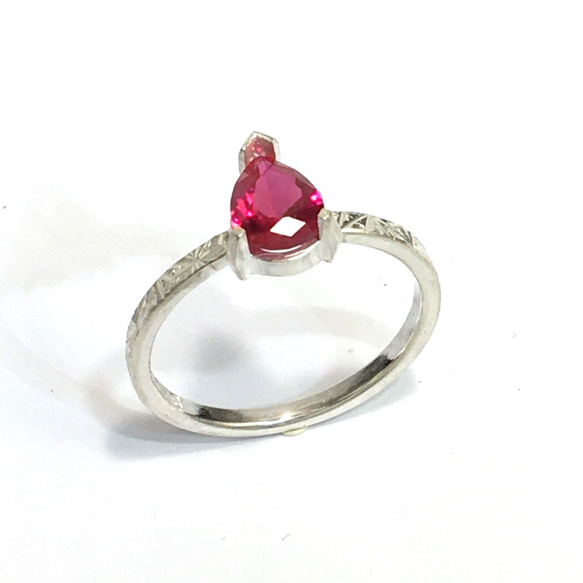 No. 266 Beautiful Ruby Drop Ring. 6枚目の画像