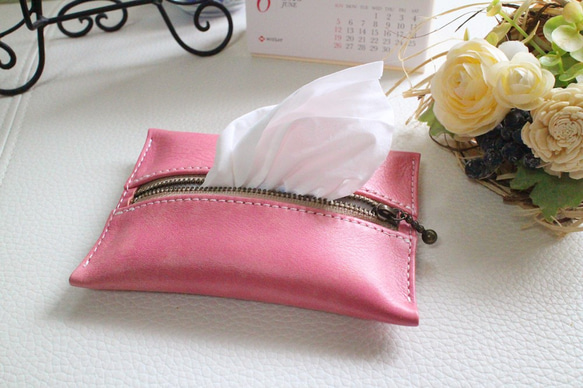 【受注生産】カラフルな革　ポケットティッシュケース　ピンク 2枚目の画像