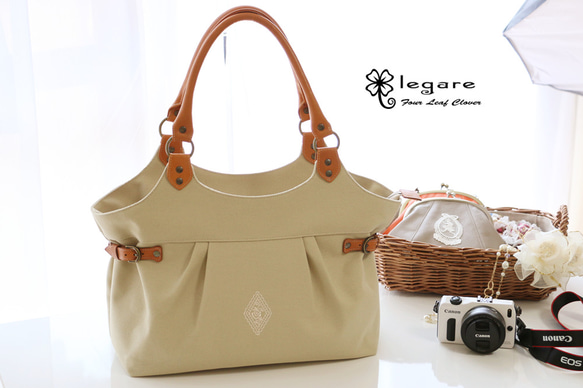 受注生産★刺繍入り＊リバティ×本革×8号帆布＊タックトート 5枚目の画像