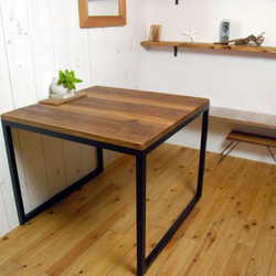 ☆ アイアンフレーム　杉無垢材　古材風　カフェテーブル　ｃａｆｅ　ｔａｂｌｅ　木色選択可 ☆ 1枚目の画像