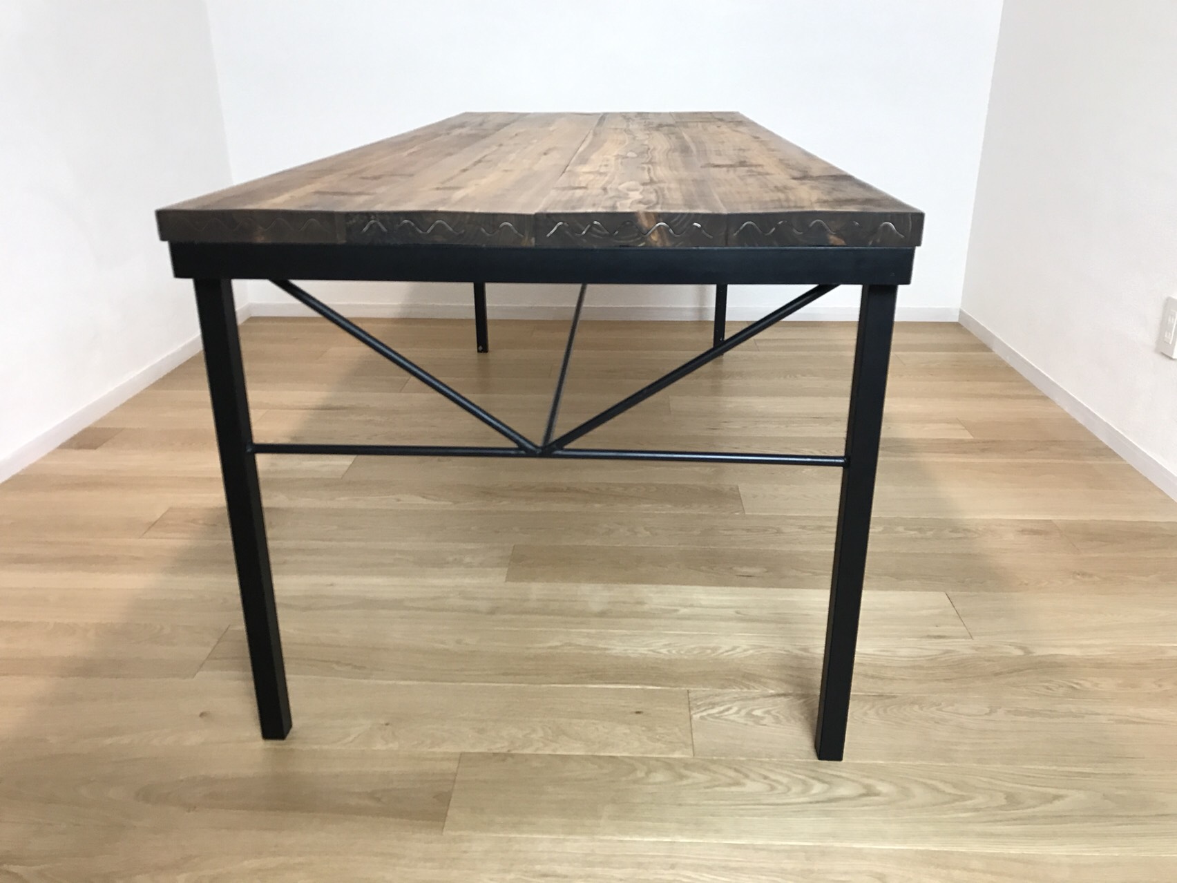 ☆ アイアンフレーム 古材風 杉足場板 ダイニングテーブル 木色選択可 サイズオーダー可 宅内搬入設置あり ☆