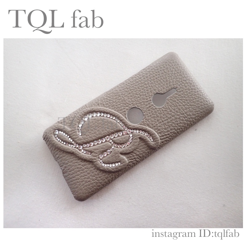 【ほぼ全機種可能】ブリングイニシャルケース〜グレージュ〜【TQL】