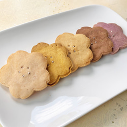 米粉のさくらクッキー５枚セット（バニラ・紫いも・かぼちゃ・ココア・キャラメル味） 3枚目の画像