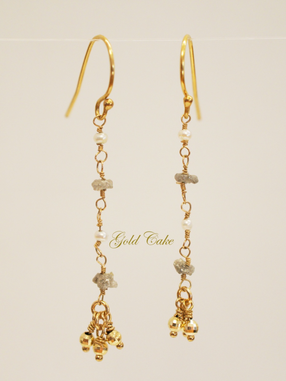 【送料無料】Rough Diamond Pierce（ラフカットダイアモンドビーズのピアス）