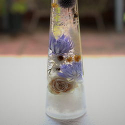 仏花ハーバリウムお盆に天国の花畑【紫】 4枚目の画像