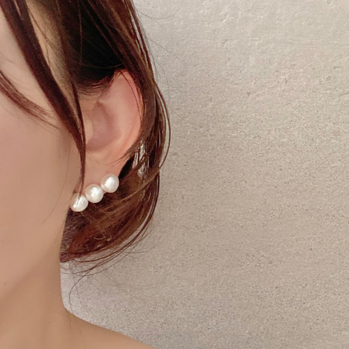 バロックパール 3連パール ピアス イヤリング ピアス（スタッド