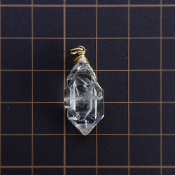 【14kgf・天然石】ダブルポイントクリスタルのネックレストップ 3枚目の画像