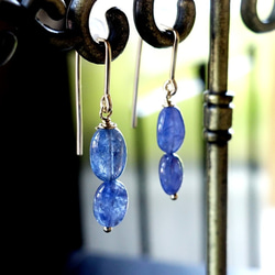 【14kgf·天然石材】藍寶石耳環A·耳環·無孔皮帶多變 第2張的照片