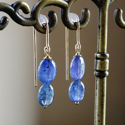 【14kgf·天然石材】藍色藍寶石耳環D·耳環和非孔穿孔多變 第2張的照片