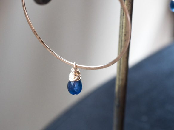[特價] 藍色藍寶石耳環 第3張的照片