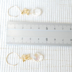 Keshi珍珠和花朵魅力耳環（14公斤） 第5張的照片