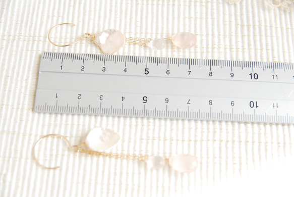 花瓣罌粟珍珠、玫瑰石英和玉髓耳環 14kgf 第5張的照片