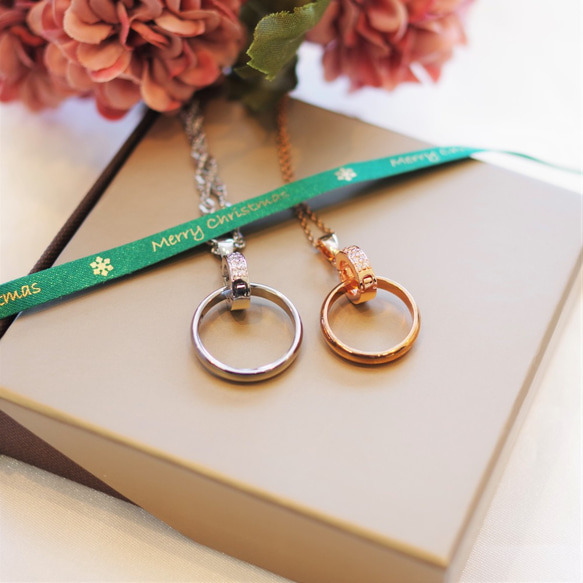 クリスマスペアリング ネックレスになるリングホルダーつき 刻印 名