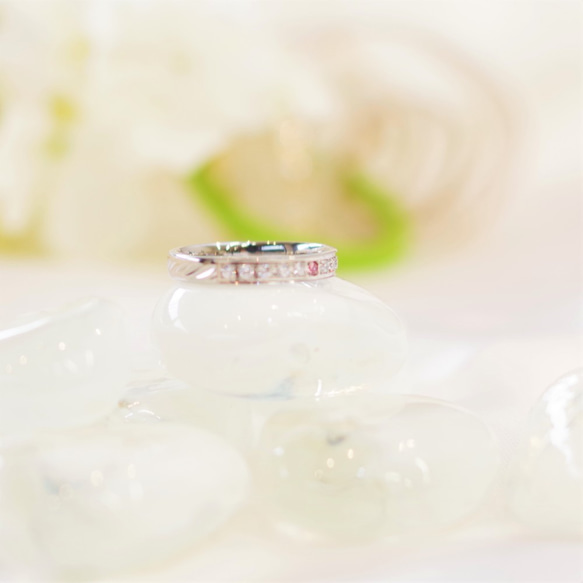 ☆ハーフエタニティ誕生石リング☆刻印無料 金属アレルギーの方に安心安全のサージカルステンレス 結婚指輪 4枚目の画像