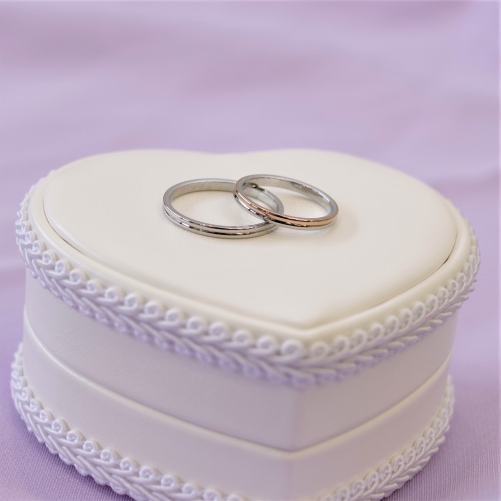 ケース付き・ペアリングふたりの記念日のプレゼント◆指輪2本セット 刻印10文字無料 イニシャル 名入れ 結婚指輪