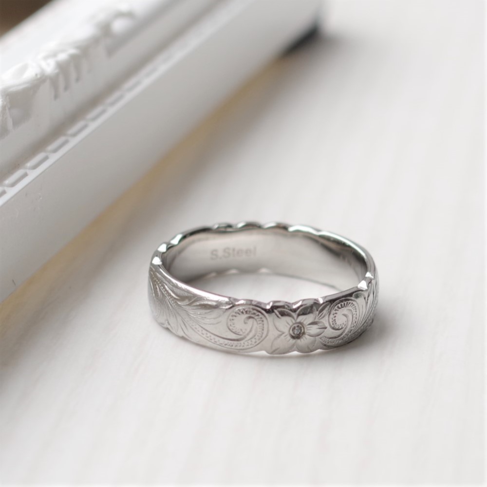 【単品・刻印20文字まで料金内】人気のハワイアンジュエリー ★イニシャルや記念日刻印ができる  医療用ステンレス