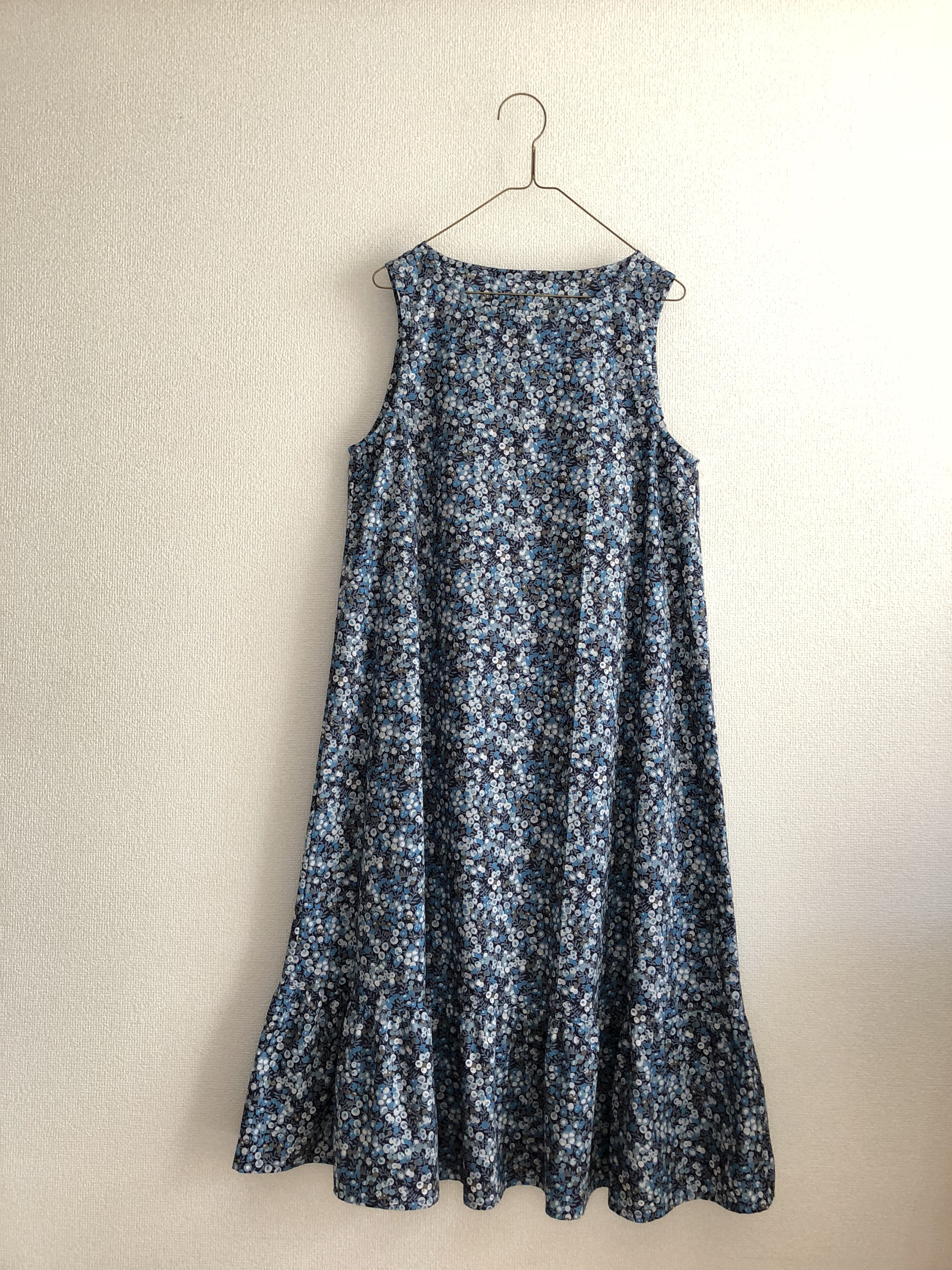 裾フリル  Aラインワンピース  ウィルトシャー 14,100円