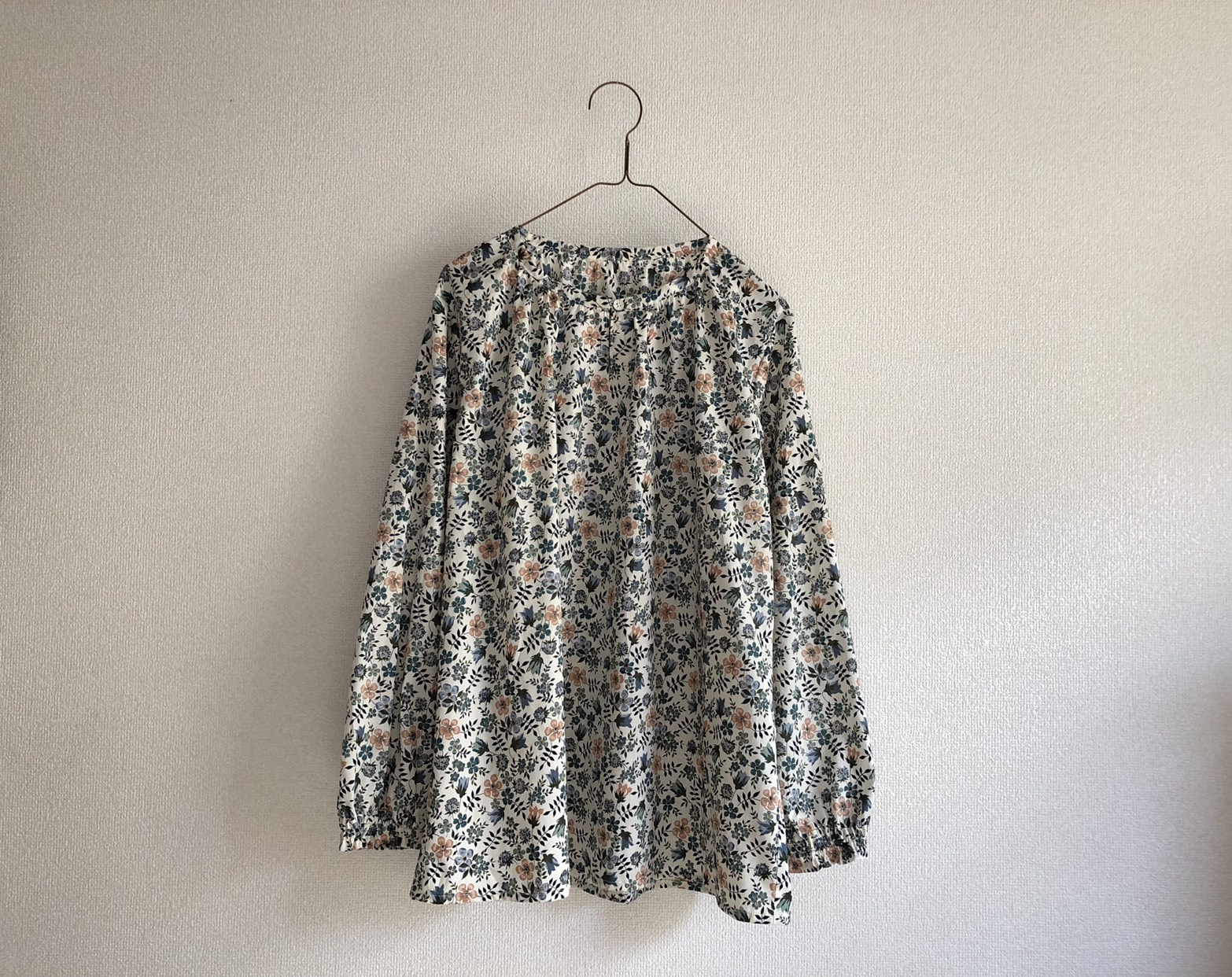 エデナム  ギャザーブラウス