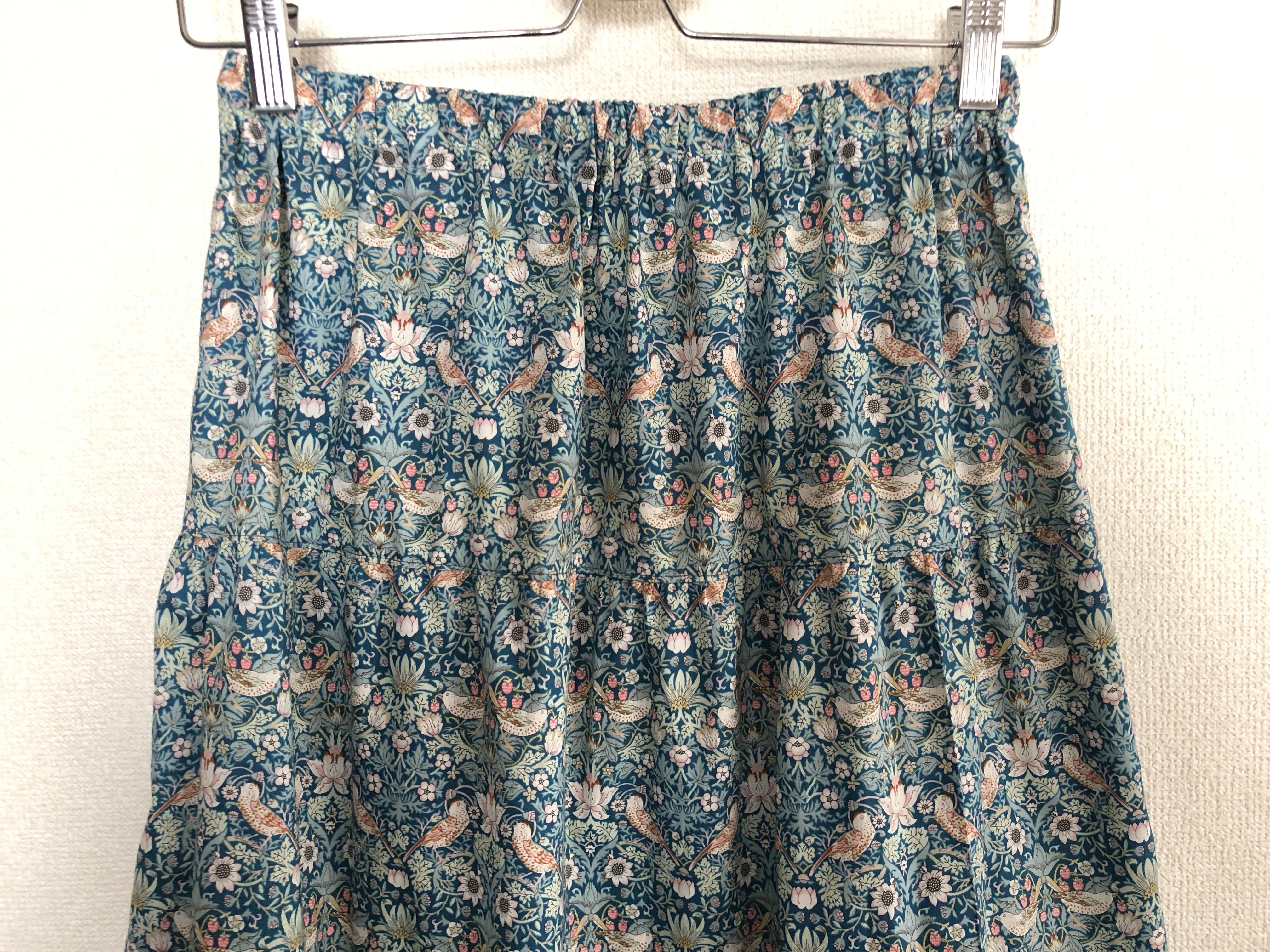 ストロベリー・シーフ  ティアードスカート