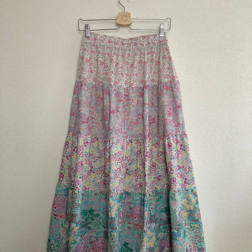 ティアードスカート ピンク リバティ ロングスカート（マキシ丈  