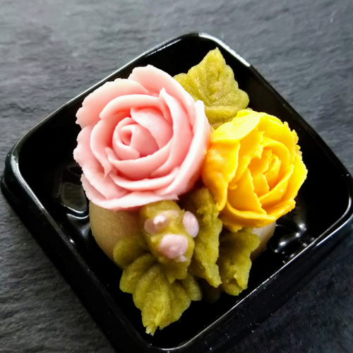 大流行中！ ネオ和菓子』薔薇の練り切りアート！プレゼンに。小麦卵・乳製品 調理器具