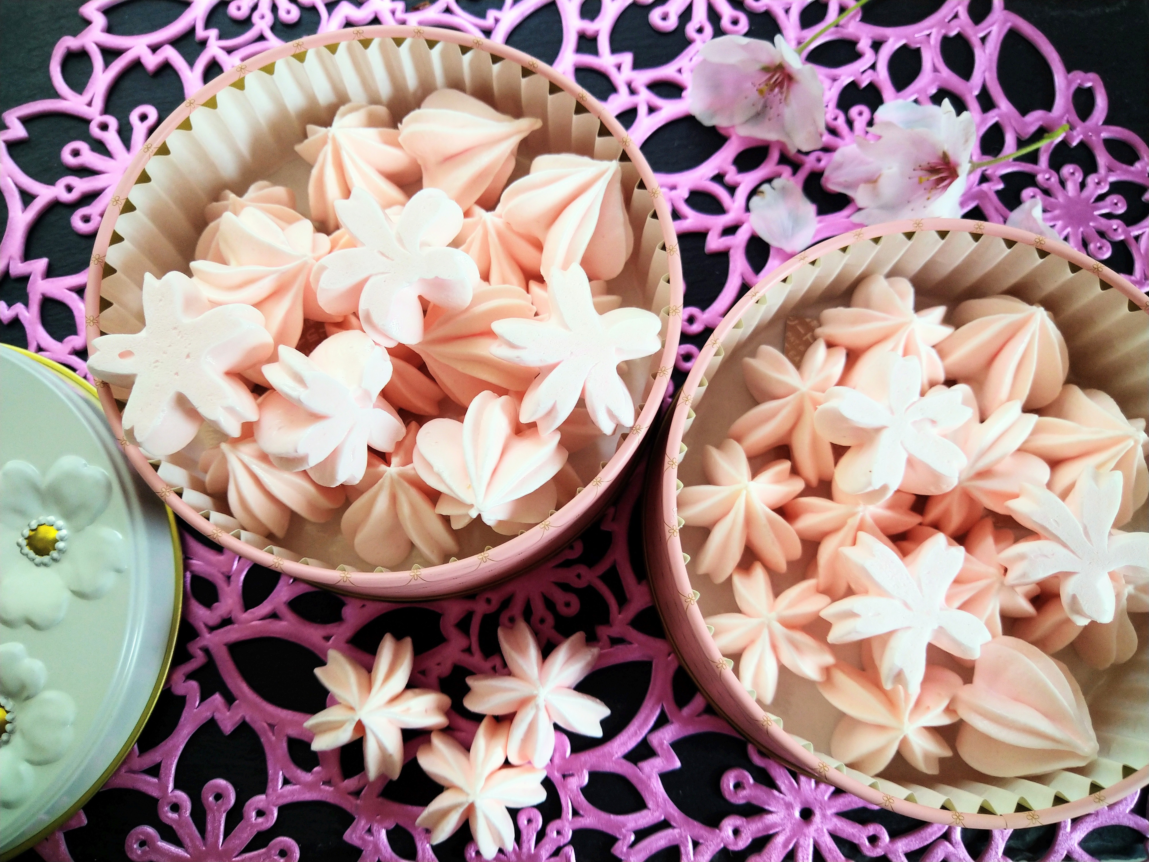 焼き菓子 手作りクッキー缶 桜の