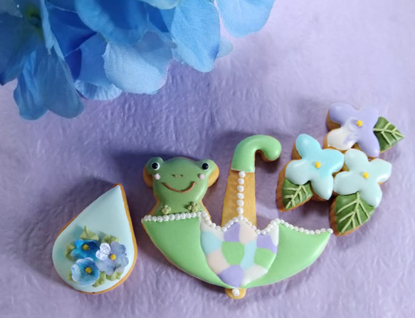 紫陽花ハンドメイド2024』カエルさんと紫陽花のアイシングクッキー梅雨