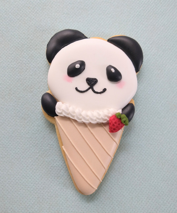 「Creema限定」パンダ来日50周年!パンダのアイスクリームのアイシングクッキー※その他のアニマルでも!※白砂糖不使用 2枚目の画像