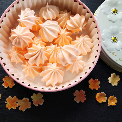 Creema限定』金木犀をイメージしたほうじ茶フレーバーのメレンゲ