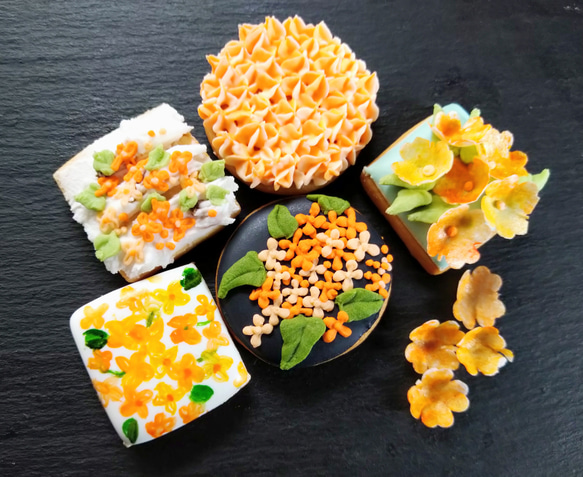 リスとお花のアイシングクッキー缶→完売 リスとお花のアイシングクッキー缶 - cookie core | minne 国内