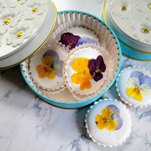 雑誌掲載！プレゼントにも。身体に優しい！金彩のエディブルフラワーの