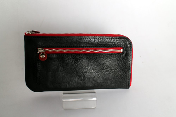 イタリアンレザーの黒の長財布　（赤いファスナー） 1枚目の画像