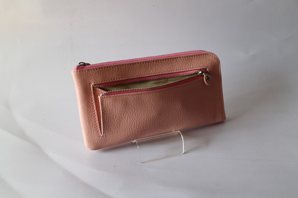 イタリアンレザー　ピンクの長財布 2枚目の画像