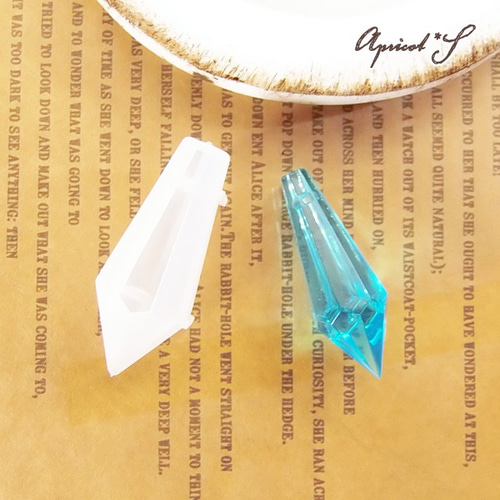 レジン用 ③ 立体 小 クリスタル型 シリコン モールド 型 （1個