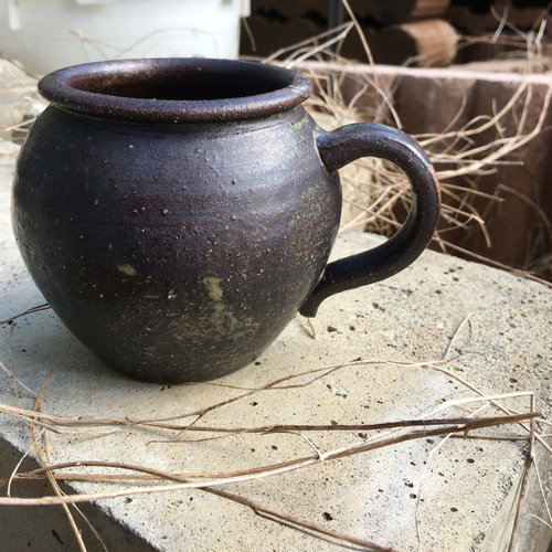 黒いつぼマグ マグカップ わかどり 通販 2734482｜Creema(クリーマ)