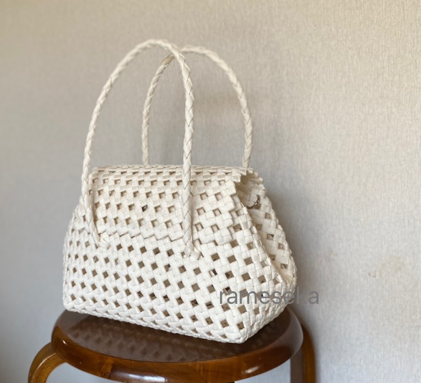 蓋付きボストンかごバッグ　お色選べます！