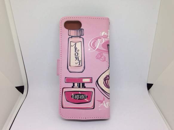 新品送料無料iPhoneケース　手帳型　香水 3枚目の画像