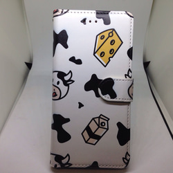 新品送料無料 iPhoneケース 手帳型 牛と牛乳とチーズ 2枚目の画像