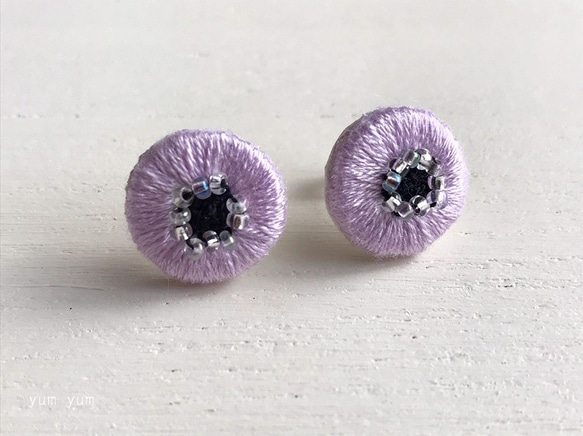 銀蓮花刺繡耳環[紫色] 第2張的照片