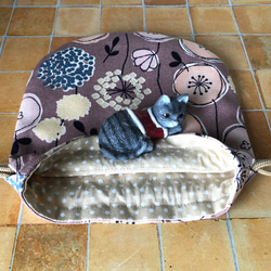 まん丸ミニ巾着（北欧、綿毛、フラワー）くすみピンク 2枚目の画像