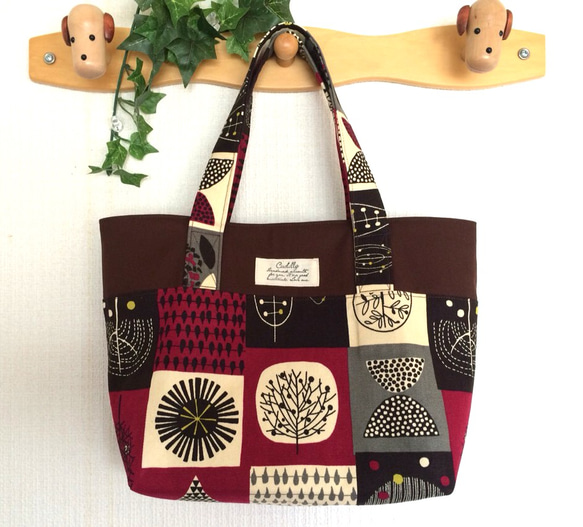 みなみ様オーダー品☆切り替えトートバッグ（北欧の森） トートバッグ 