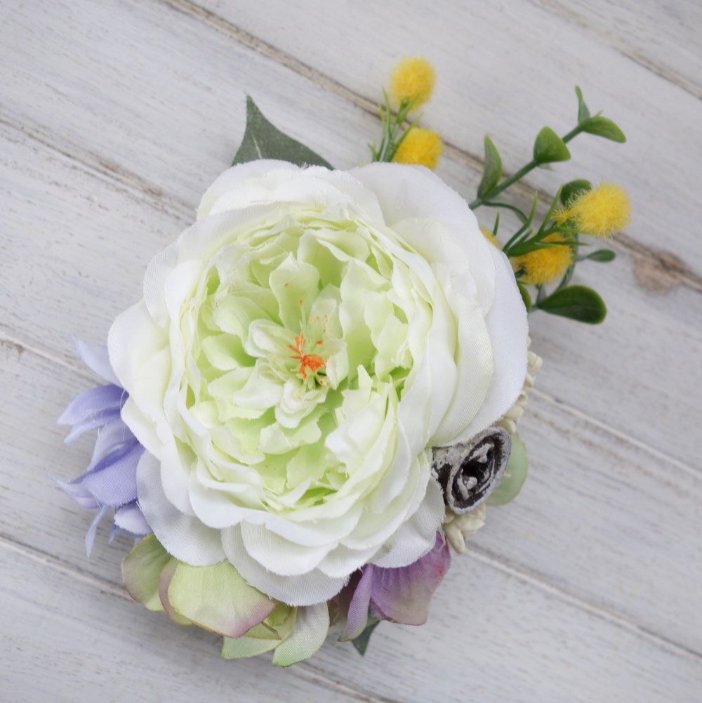 爽やかなコサージュ　入学式にも普段使いも♪        Ω