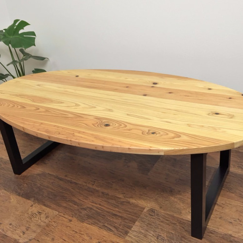 Creema限定 送料無料】杉の無垢材を使ったローテーブル 70x130cm