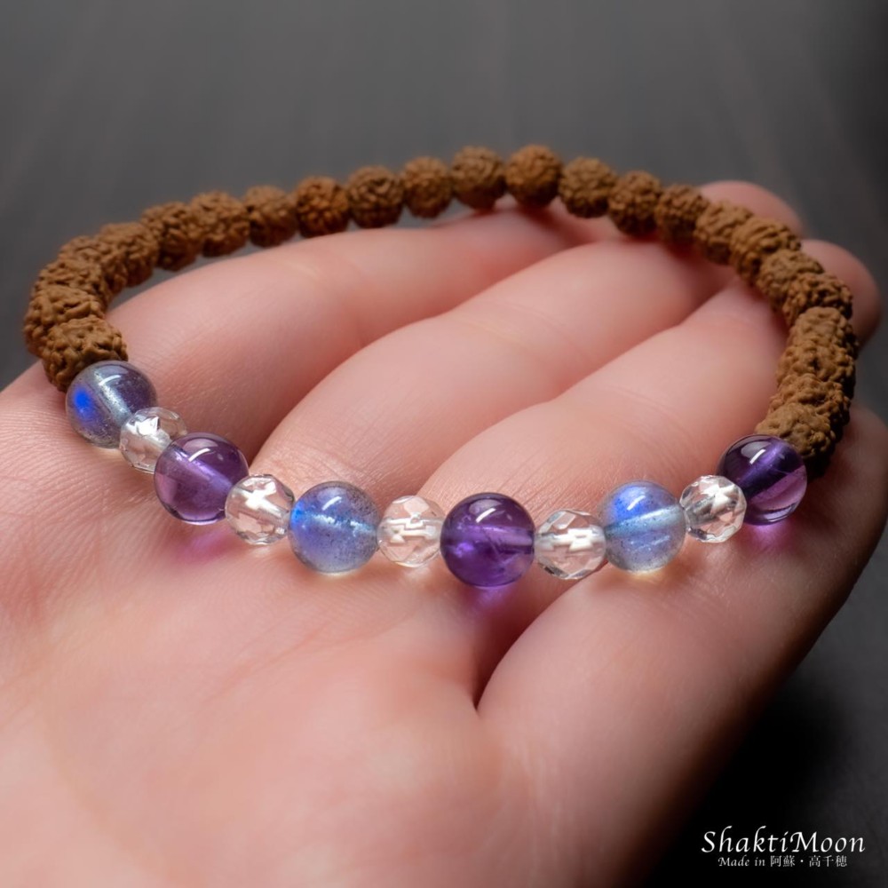 【迷いをなくし、自分の道を見つけたいあなたへ！レア・希少！極小4mm5mm6mmアメジスト×ラブラドライト×プレミアムカ 7,644円