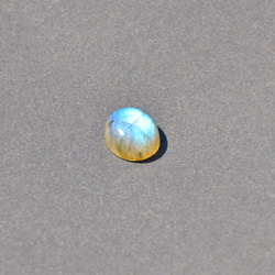 小粒ラブラドライト０１【11.9mm×10mm】/天然石ルース・カボション・オーバル・楕円 4枚目の画像
