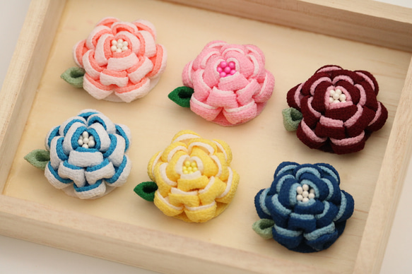 カメリアブローチ☆選べるお色と金具☆つまみ細工 ヘアクリップ