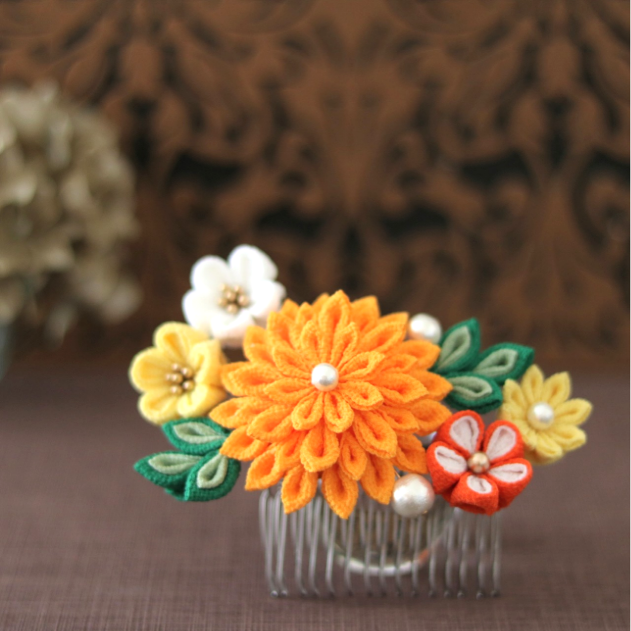 橙色のヘアコーム★ つまみ細工