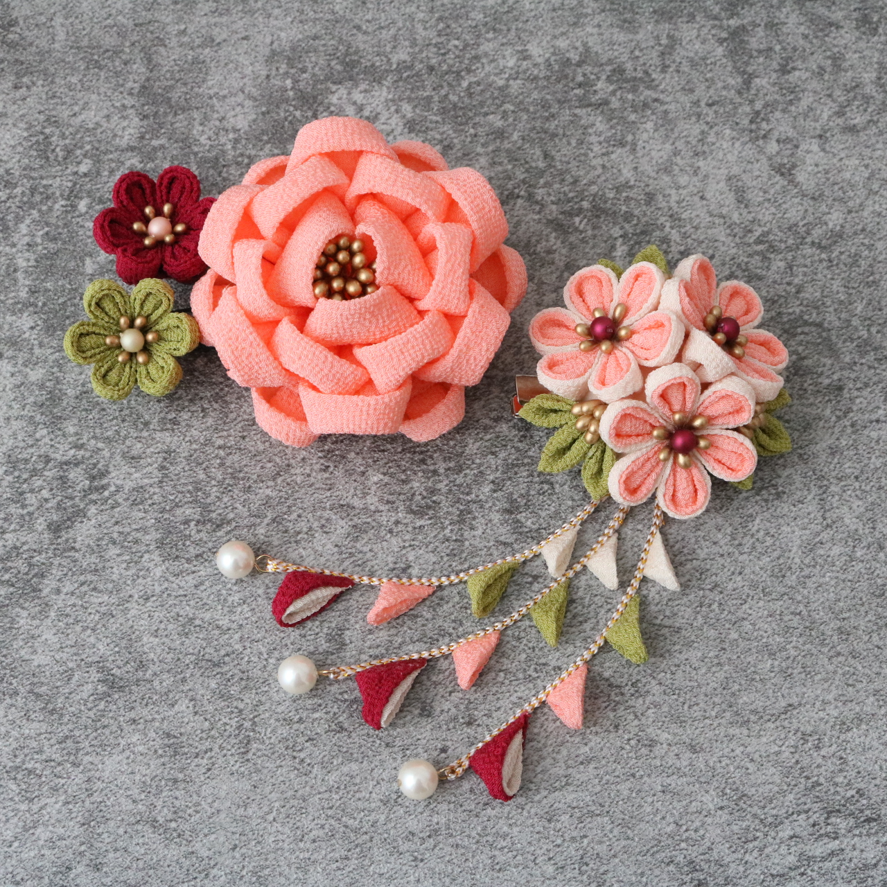 【サーモン&ワイン】つまみ細工のカメリア簪セット＊成人式や七五三の髪飾りに