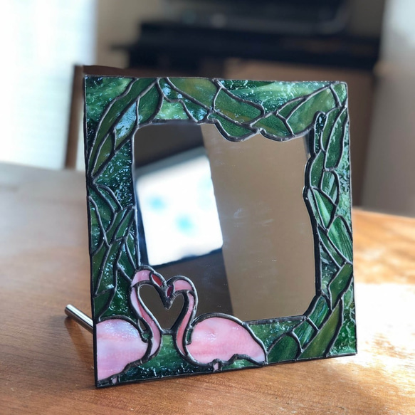 フラミンゴの鏡 1枚目の画像